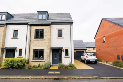 Tudor Pole Road, Glastonbury