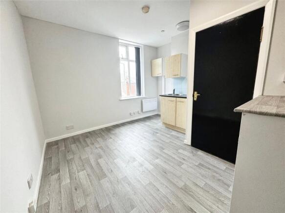 Living/Bedroom