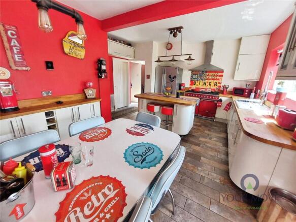 Open Plan Kitchen 1