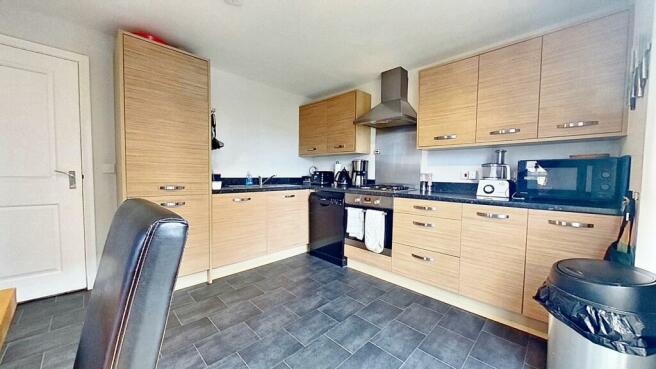 Fitted Kitchen/Dining Room