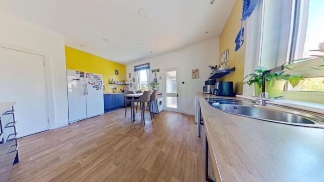 Fitted Kitchen/Dining Room