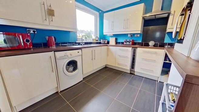 Fitted Kitchen