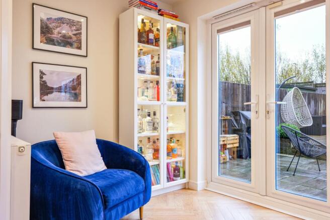 Breakfasting Kitchen