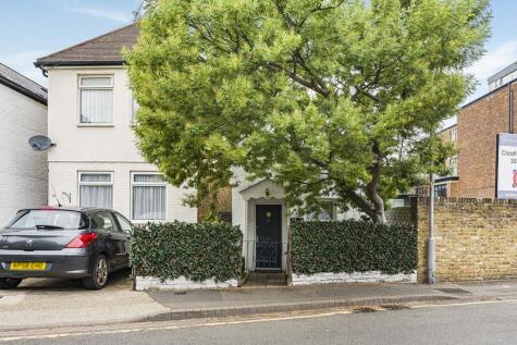 Cowleaze Road, Kingston Upon Thames