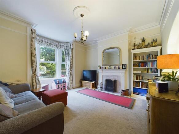 Living Room.jpg