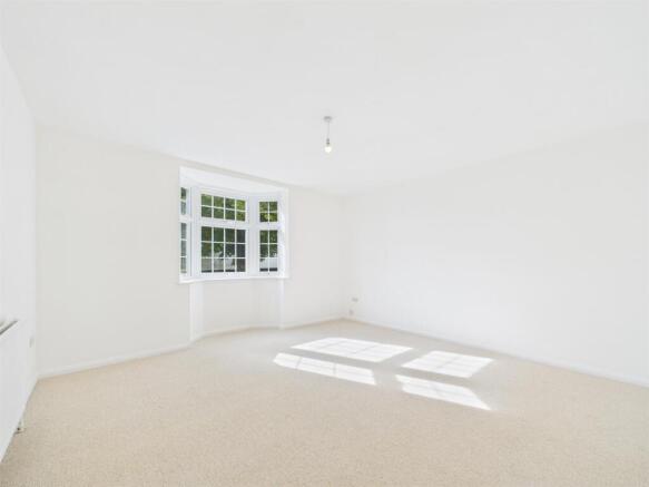 Living Room.jpg