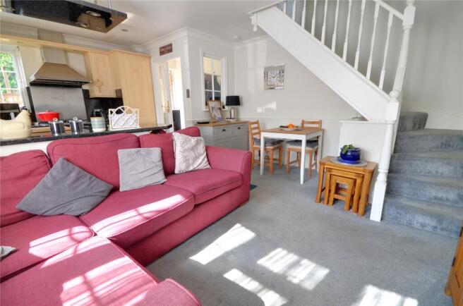Lounge/Kitchen