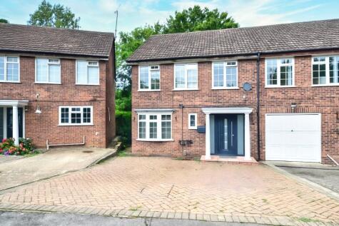 Waterside, East Grinstead, West Sussex, RH19