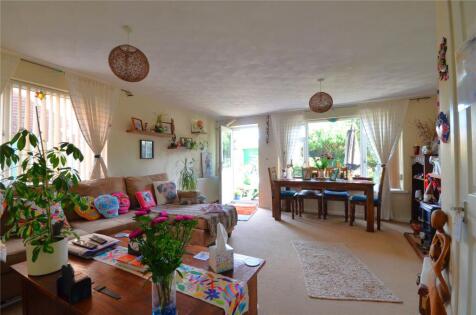 Alders Avenue, East Grinstead, West Sussex, RH19