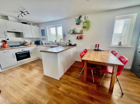 Kitchen/Dining Room
