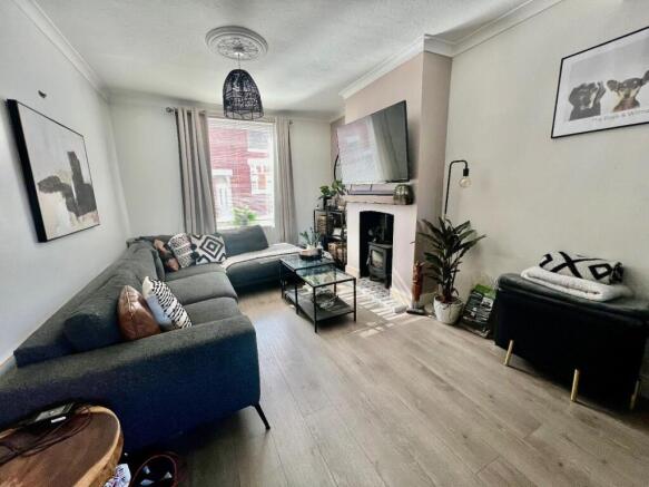 Lounge/Dining room