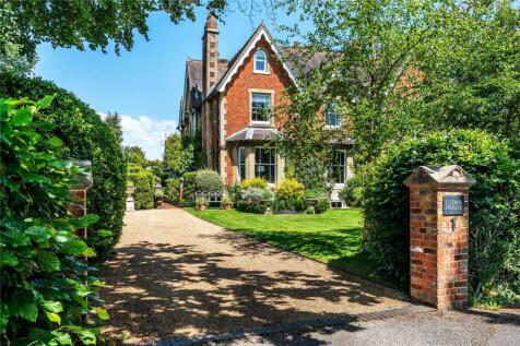 Cedar Close, Dorking, Surrey, RH4