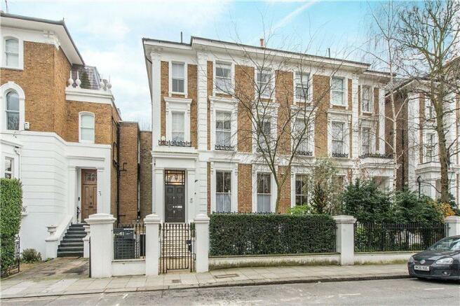 6 bedroom terraced house for sale in Tregunter Road, SW10, SW10