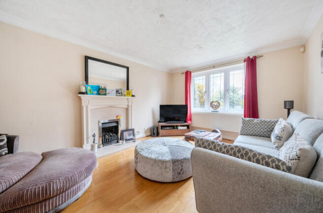 1381045-23-691763...