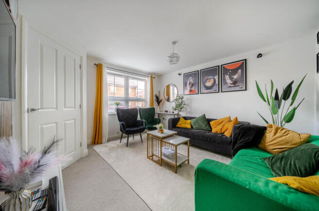 1388087-1-69380ff...