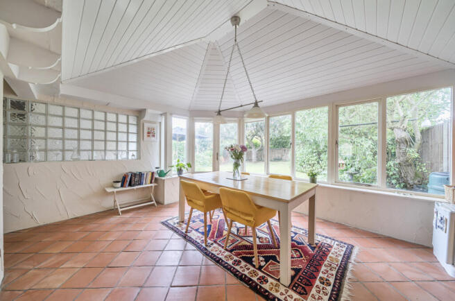 1359555-7-68d6bd1...