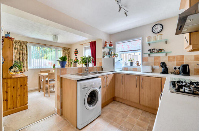 1365670-15-68ecbf...