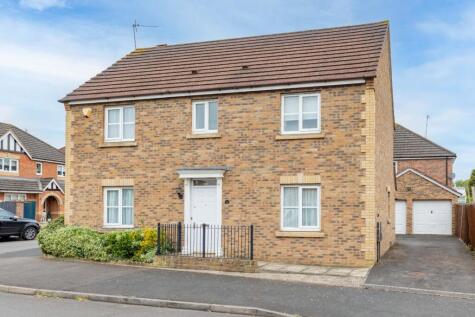 Hatters Court, Bedworth, Warwickshire, CV12