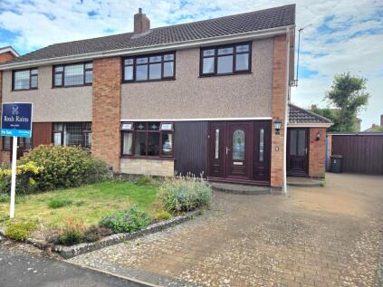 Wye Close, Bulkington, Bedworth, Warwickshire, CV12