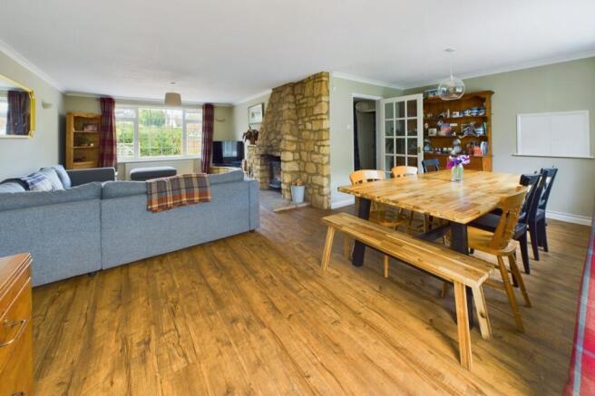 Living/Dining Room