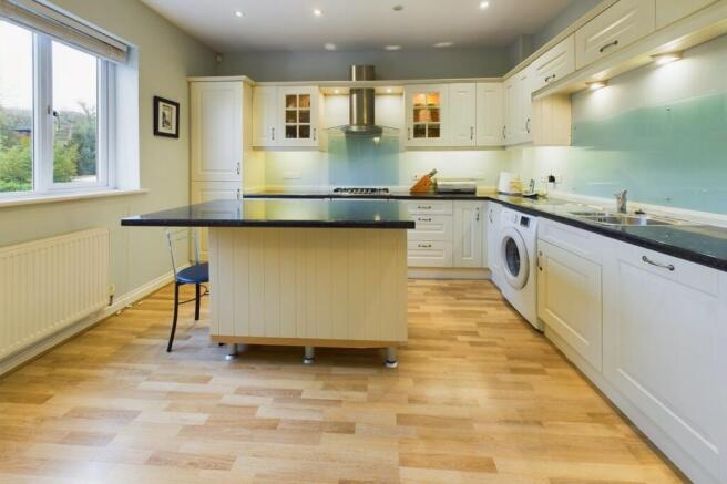 Kitchen/Breakfast