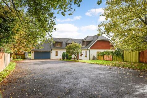 off Horsebridge Common, Horsham Road, Ashurst