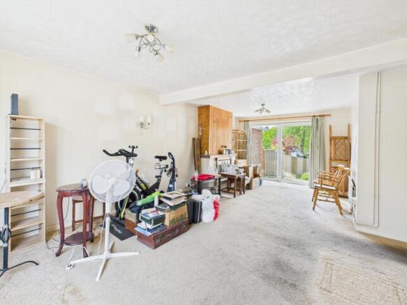 Living/dining room