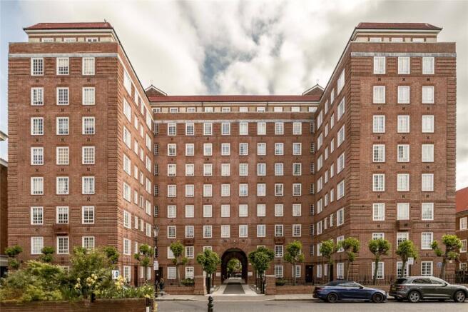 Swan Court