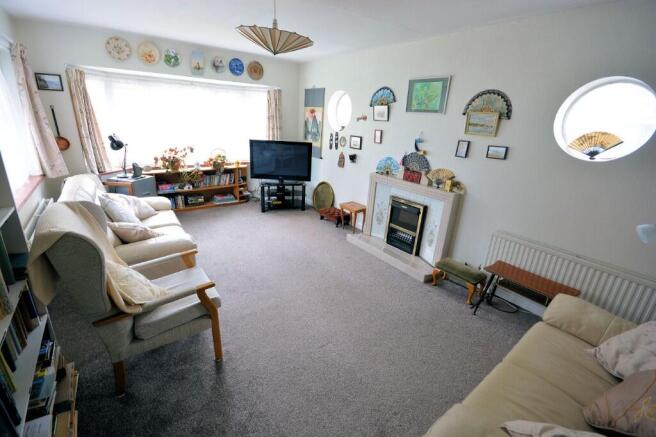 SITTING ROOM
