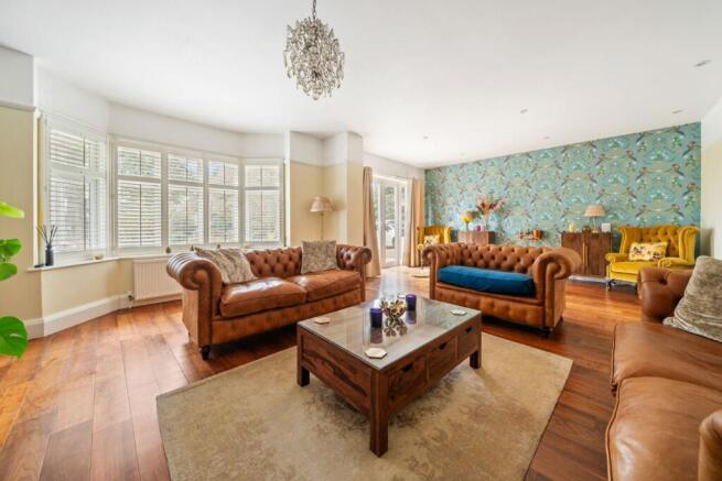 SITTING ROOM