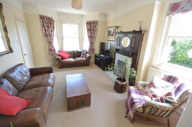 SITTING ROOM