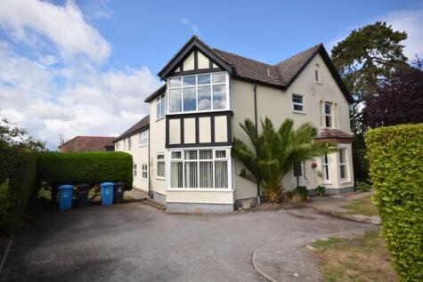 Macaulay Road, Broadstone, Dorset, BH18