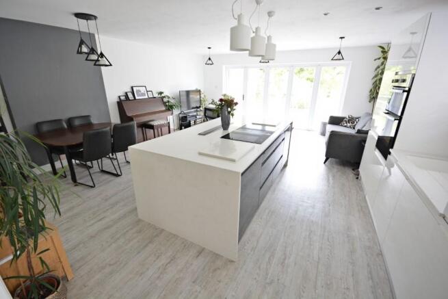 OPEN PLAN AREA