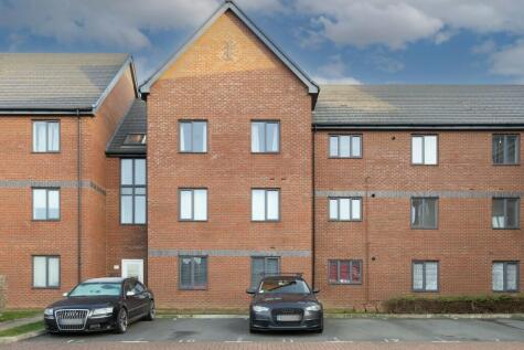 Kirkistown Close, Rugby, Warwickshire, CV21