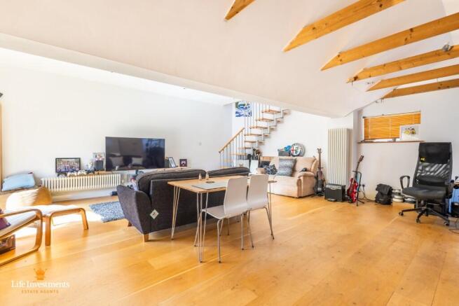 Living/Dining Space