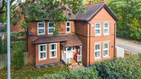 Lynn Lane, Shenstone, Lichfield