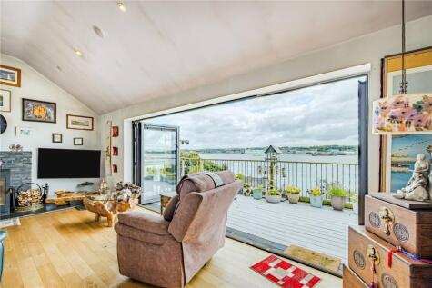 Church Road, Llanstadwell, Milford Haven, Pembrokeshire, SA73