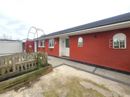 Meadow Road, Jameston, Tenby, Pembrokeshire, SA70