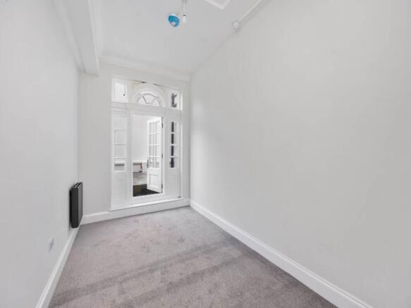 First Floor Flat 2-0