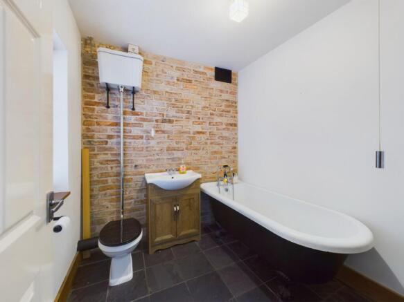 Ground Floor Bathroo