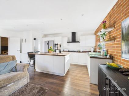 Burnside Grove, Stockton-on-Tees, Durham, TS18