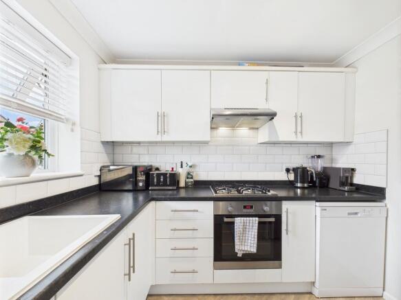 CAM03582G0-PR0133...