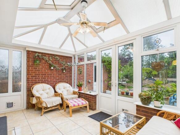 CAM03582G0-PR0138...