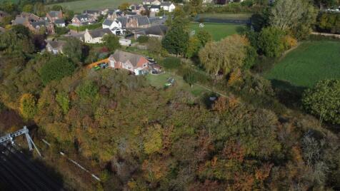 School Hill, Brinkworth, SN15
