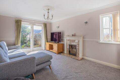 Bremilham Road, Malmesbury, SN16