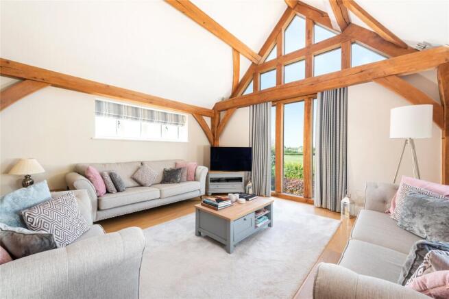 F/F Sitting Room