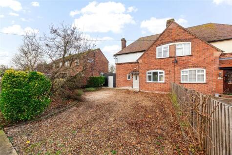 Old Road, Barton-le-Clay, Bedford, Bedfordshire, MK45