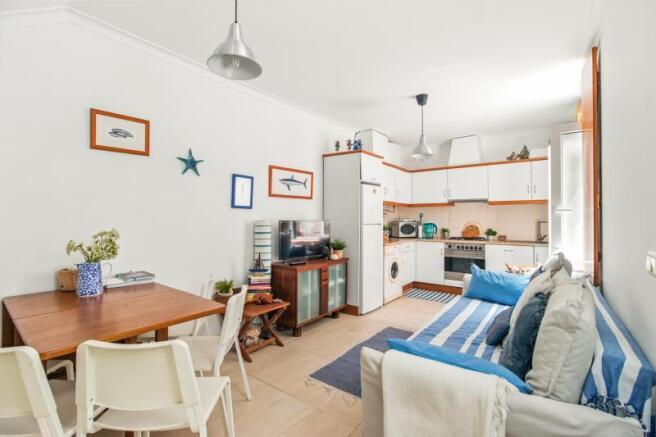 1 LIVING ROOM.jpg