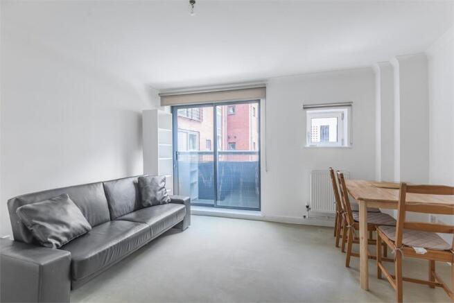 3 nasmith Living Are