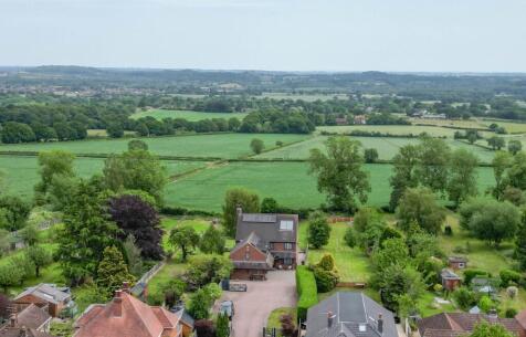 Evesham Road, Astwood Bank, B96